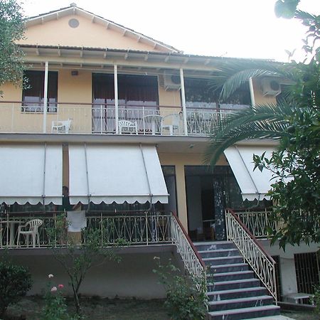 Gardelis Gardens Apartment Benitses  Exterior photo