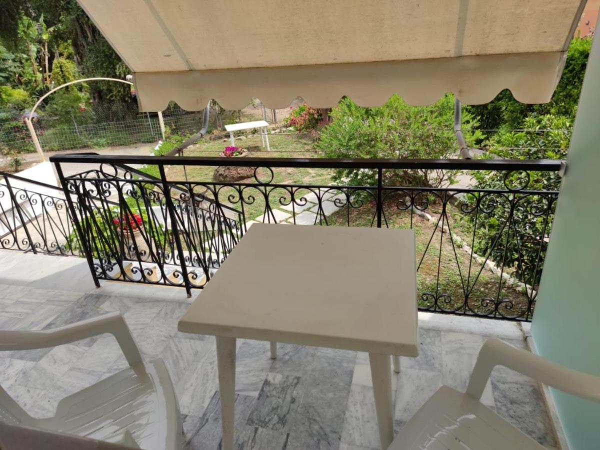 Gardelis Gardens Apartment Benitses  Exterior photo