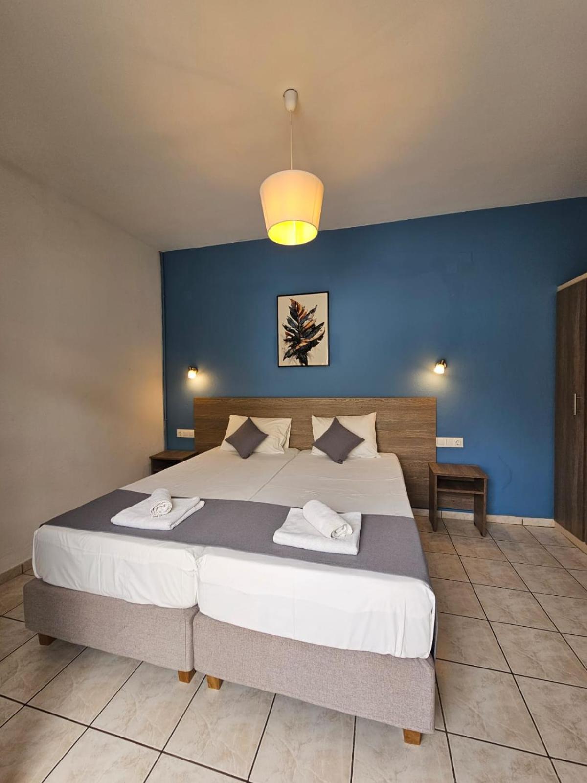 Gardelis Gardens Apartment Benitses  Room photo